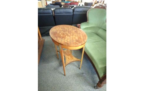 TABLE GUERIDON MARQUETE