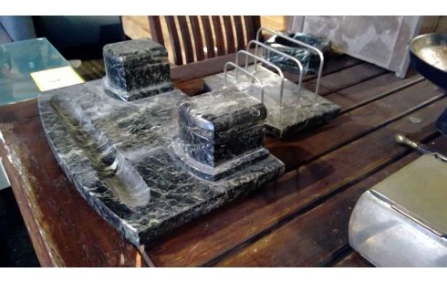 ENSEMBLE DE BUREAU  MARBRE