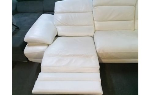 CANAPE D'ANGLE ARRONDIS BLANC (AVEC UNE PARTIE RELAX) QLQS TRACES D'USURE)