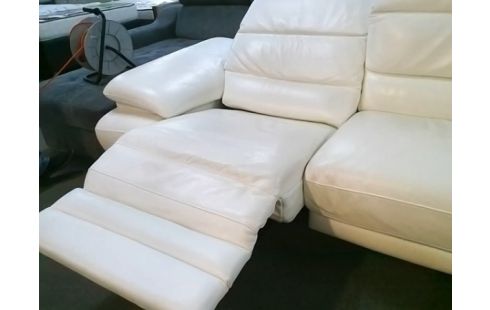 CANAPE D'ANGLE ARRONDIS BLANC (AVEC UNE PARTIE RELAX) QLQS TRACES D'USURE)