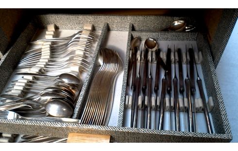 CUBIERTO PLATEADO, , COFRE