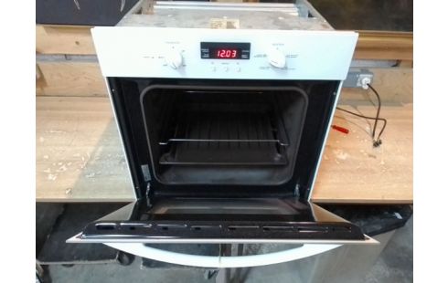 FOUR ENCASTRABLE BLANC FAURE