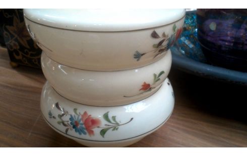 LAMPE GLACE, , LAMPE ANTIQUE BEIGE OPALINE FLEUR