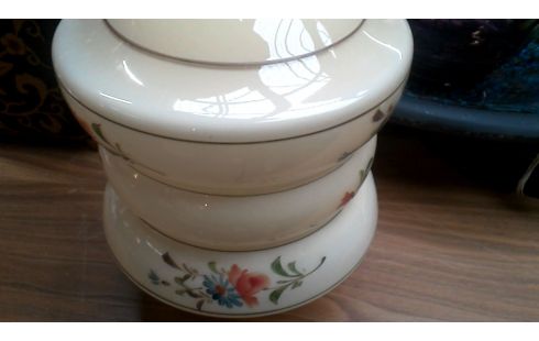 LAMPE GLACE, , LAMPE ANTIQUE BEIGE OPALINE FLEUR