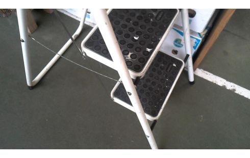 TRITTLEITER 1 BRABANTIA WEISS SCHWARZ