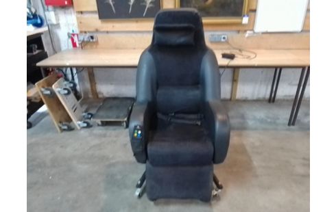 FAUTEUIL RELEVEUR ÉLECTRIQUE