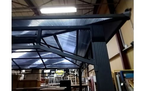 TONNELLE DE JARDIN 3x4 TOIT RIGIDE ANTHRACITE AVEC RIDEAUX