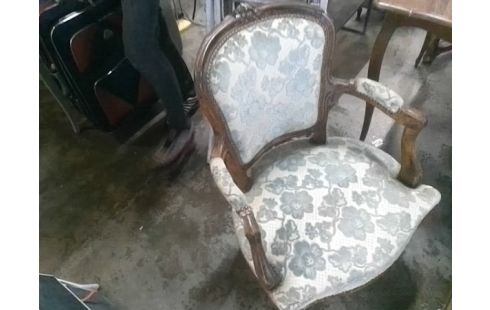 FAUTEUIL BOIS ET TISSUS