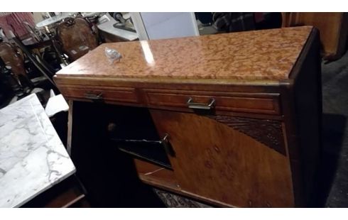 BUFFET ART DECO. MARMORPLATTE