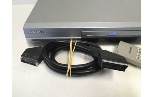 LECTEUR DVD SAMSUNG AVEC TELECOMMANDE (PERITEL ET RCA)