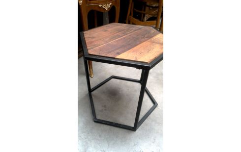 TABLE D'APPOINT HEXAGONAL