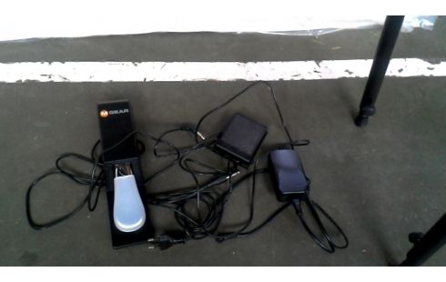 SYNTHESIZER CASIO PRIVIA PX-S1000-BK MET STATIEF