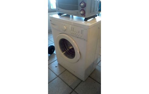 MACHINE A LAVER FAR 6KG