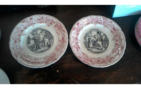 GIEN PAIRE ASSIETTES PARLANTES