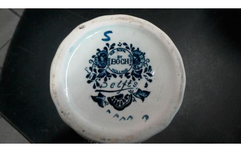 VASE  DELFT