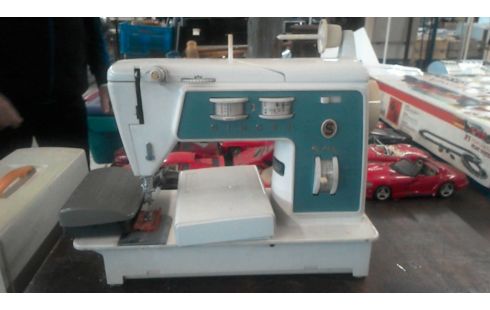 NÄHMASCHINE SINGER KOMPLETTER
