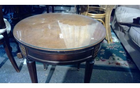 TABLE D'APPOINT  DE STYLE