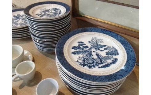 SERVICE ASSIETTES NIKKO JAPON