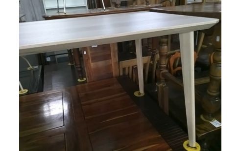 TABLE IKEA LISABO 140x78
