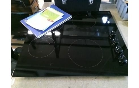 PLAQUE VITROCERAMIQUE INDESIT  4 FEUX (6200W)