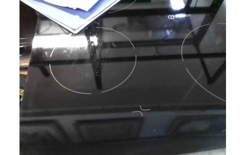 PLAQUE VITROCERAMIQUE INDESIT  4 FEUX (6200W)