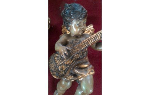 BEELD ENGEL GITAAR LOT