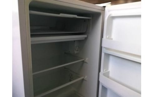 REFRIGERATEUR HIGHONE 93L