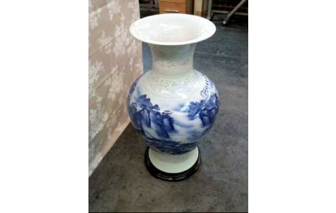 BODENVASE MIT SOCKEL ASIATISCH BLAU GROß