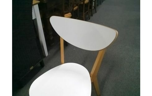 CHAISE IKEA BOIS MODERNE