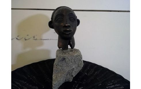 BUSTE OP STEEN AFRIKAANS