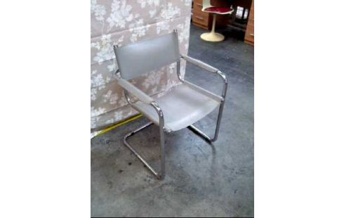 STUHL MIT ARMLEHNE LEDEROPT. GRAU