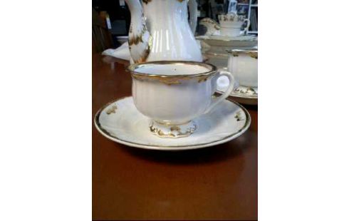 TEESERV. 9-TLG. PORZ. WEISS/GOLDF. FRANKR.