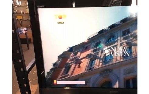 TELEVISEUR LCD SONY 102 CM / TNT HD / AVEC TELECOMMANDE