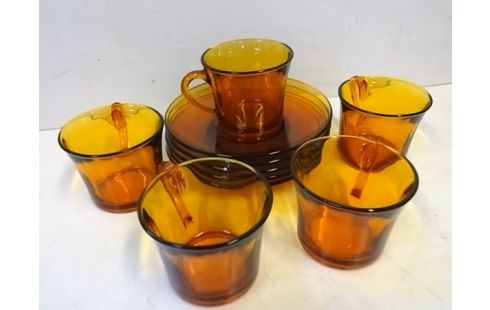 LOT DE 5 TASSES PM AVEC SOUCOUPE DURALEX