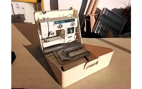 MACHINE A COUDRE JANOME + MALETTE RSV2