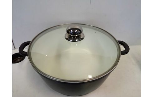 FAITOUT NOIR D30 AVEC COUVERCLE