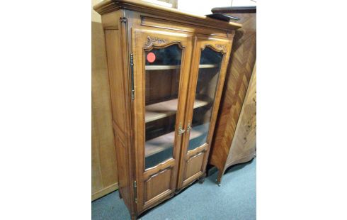 VITRINE STYLE LOUIS XV MERISIER