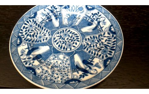 PLATO LANGE BLANCA AZUL