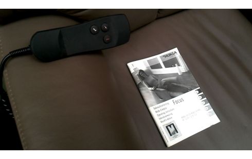 TV-SESSEL BRAUN LEDER DAS STÜCK