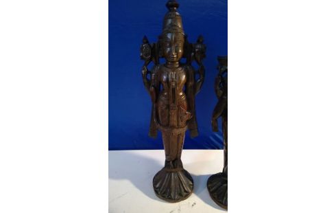 BEELDEN INDIA IN HOUT  PPST