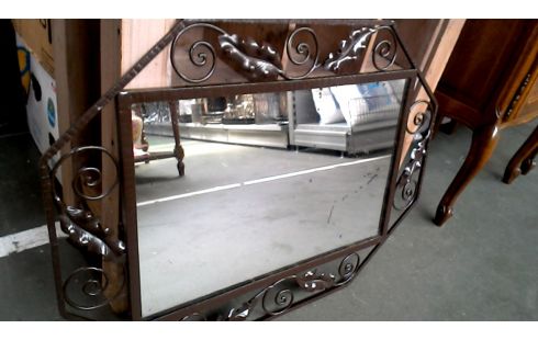 MIROIR ART DECO. FER FORGE