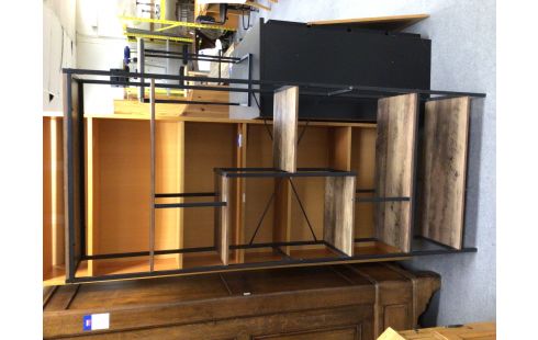 ETAGERE OUVERTE MODERNE ESCALIER