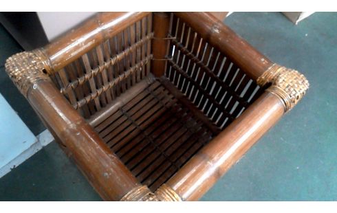 BLUMENKASTEN BAMBUS QUADRATISCH