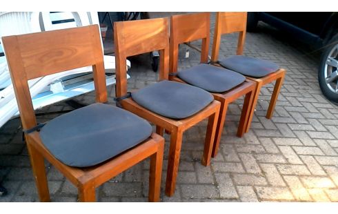 4 STOELEN TEAK