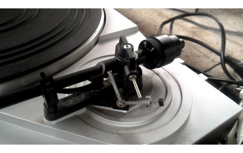 TOURNE DISQUE KENWOOD