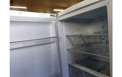 REFRIGERATEUR CONGELATEUR ARISTON 302L + 148L (NO FROST)