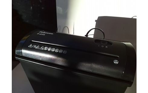 DESTRUCTEUR DE PAPIER FELLOWES