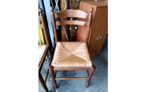 CHAISE PAILLEE CUISINE