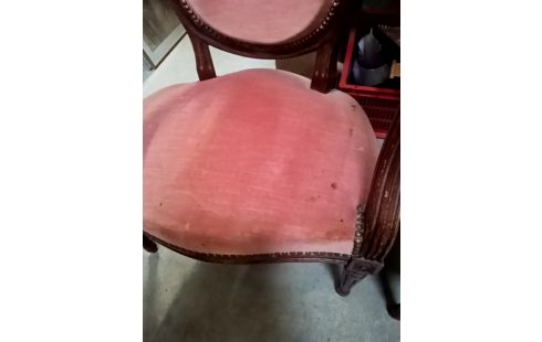 FAUTEUIL STYLE LOUIS XVI PAIRE
