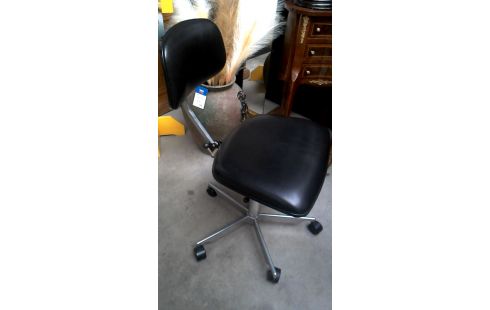 BUREAUSTOEL VINTAGE ZW